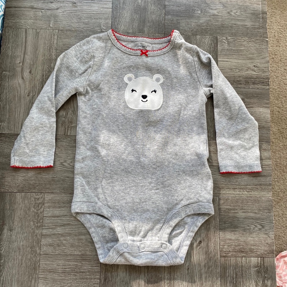 Carter’s Baby Girl Holiday Outfit / 18 months